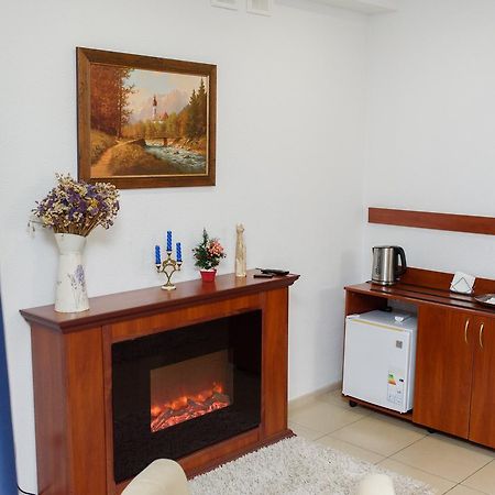 M&M Aparthotel Суми Екстер'єр фото